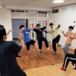 「ダメ」の、その前に。園を越えて学ぶ「明日からできる運動あそび」｜橋場そらとみどりの保育園